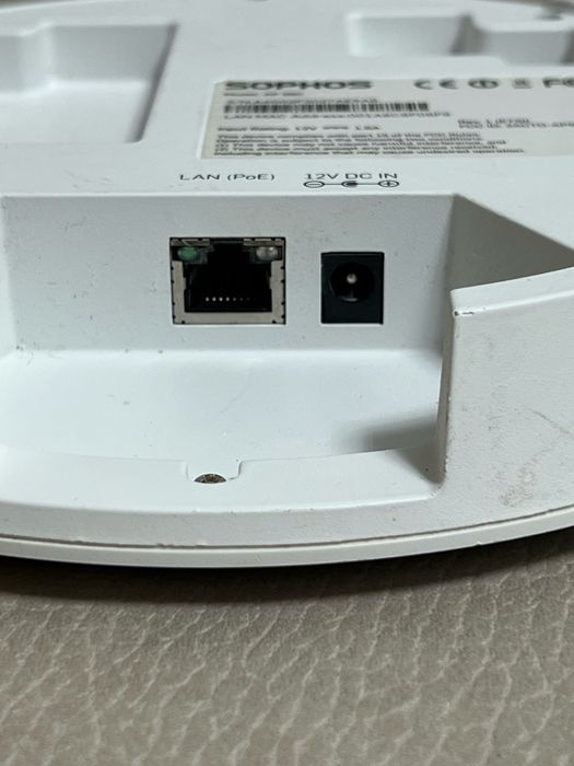 Бездротова точка доступу Sophos AP 55C