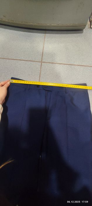 Чоловічий костюм 48 р