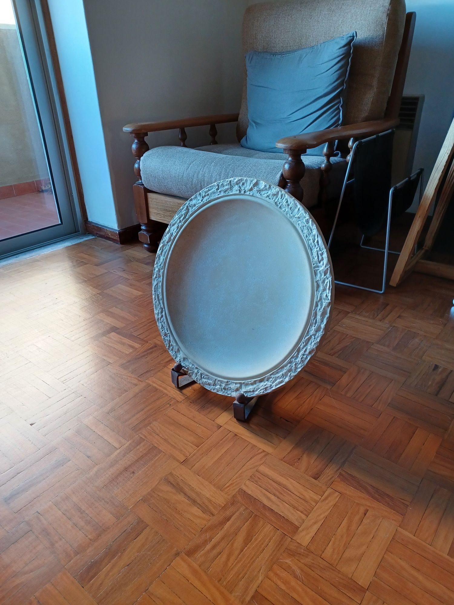 Prato Decorativo cerâmica centro de mesa com suporte