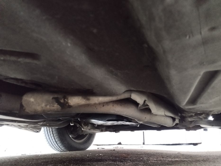 Автомобіль мерседес