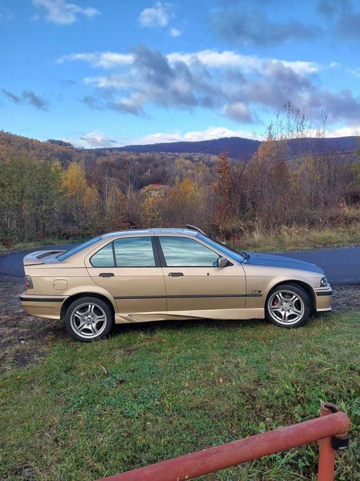 Продам BMW E36 1.8бензин