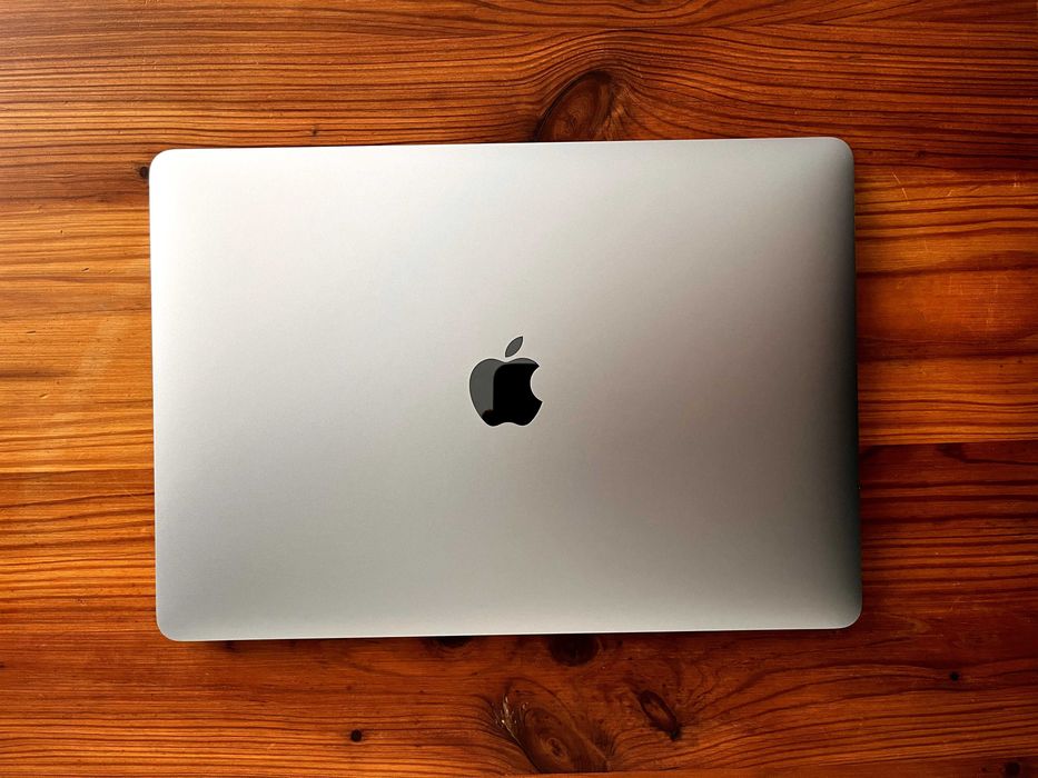 MacBook Pro 13” 2020 M1 / 16 GB RAM / 1 TB SSD (A2338) stan idealny