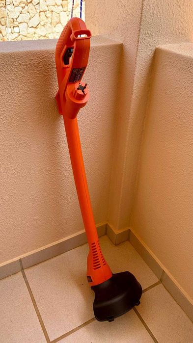 Aparador elétrico BLACK + DECKER GL360QS