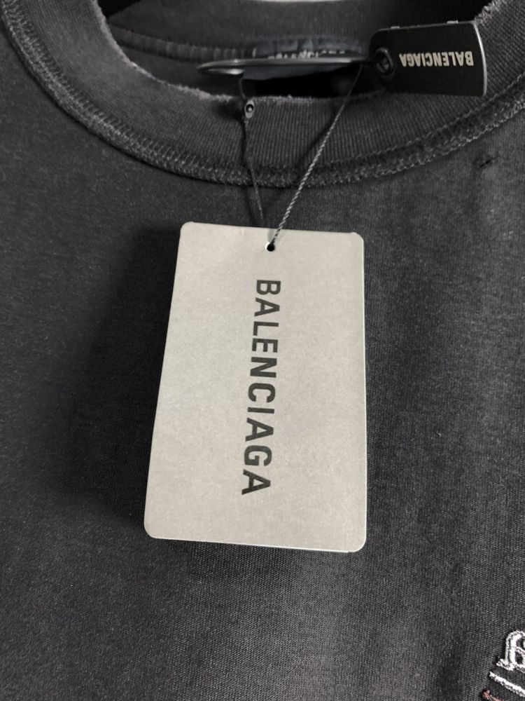 Футболка BALENCIAGA оверсайз унисекс мужская черная серая рваная