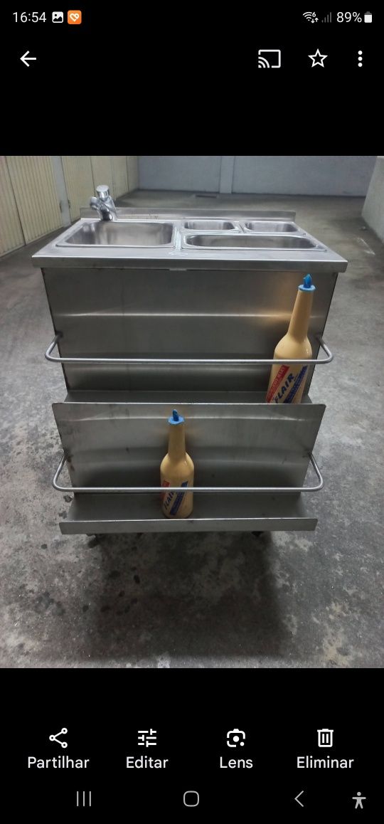Bar cocktail station