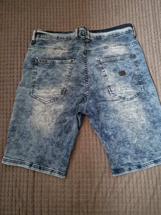 Spodnie męskie krótkie rozmiar 36