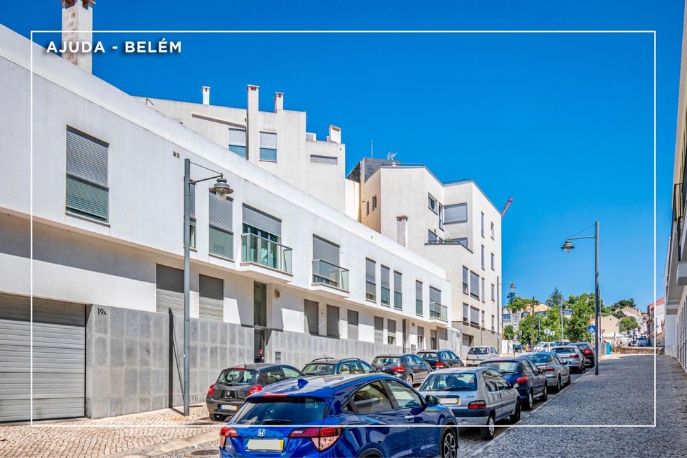 Alugo dois lugares de garagem na Ajuda/Belem