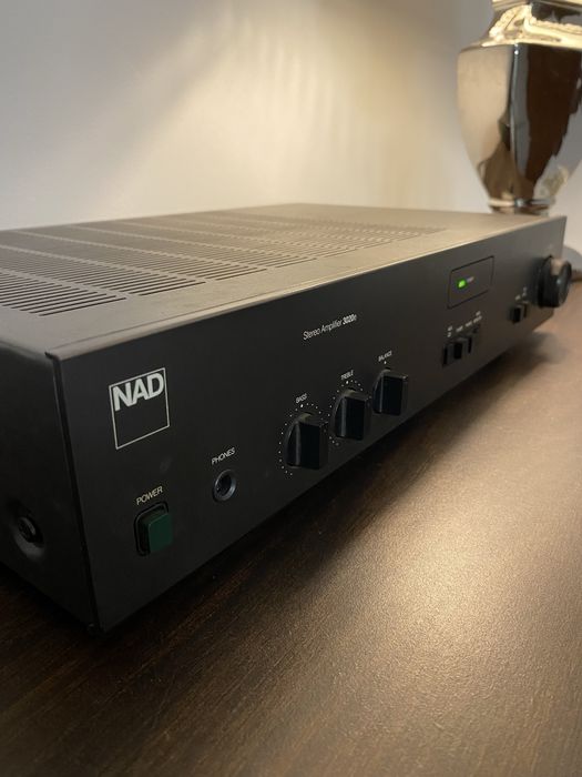Wzmacniacz NAD 3020e