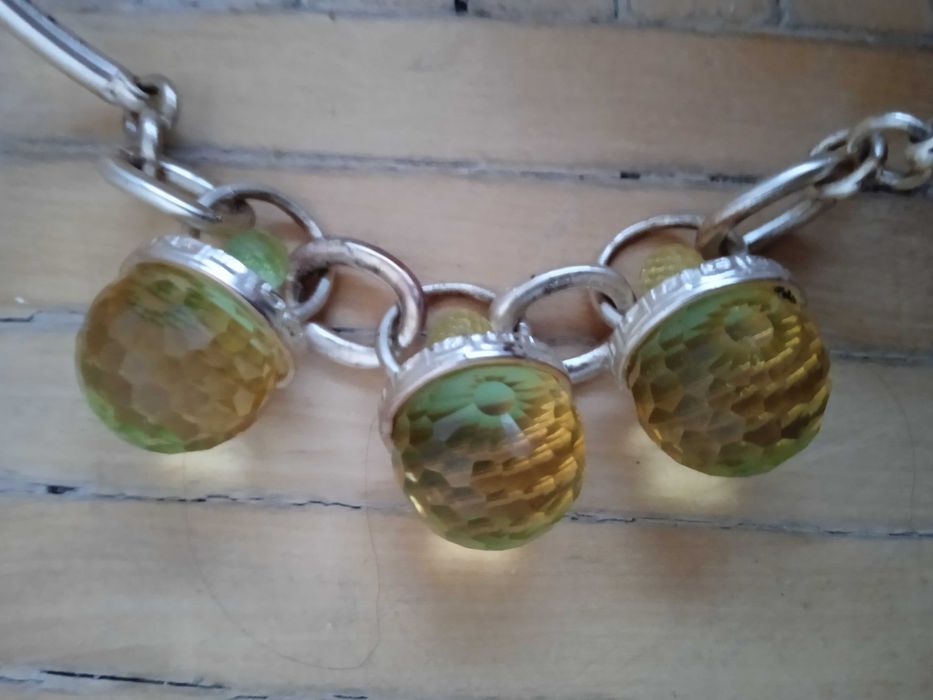 naszyjnik retro w  kulki wzór plastra miodu