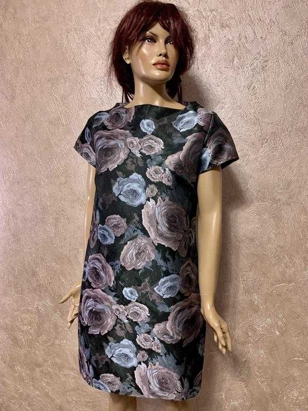 Стильна фірмова сукня в квітковий принт Rinascimento