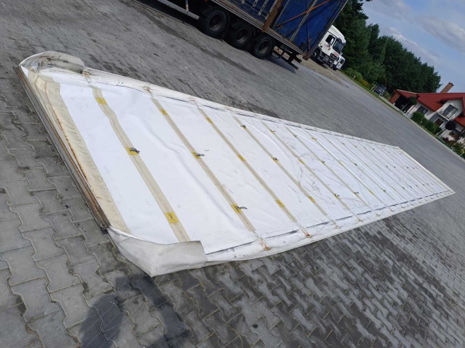 plandeka dachu naczepy firanka 13,6m 2023 rok produkcji szczelna