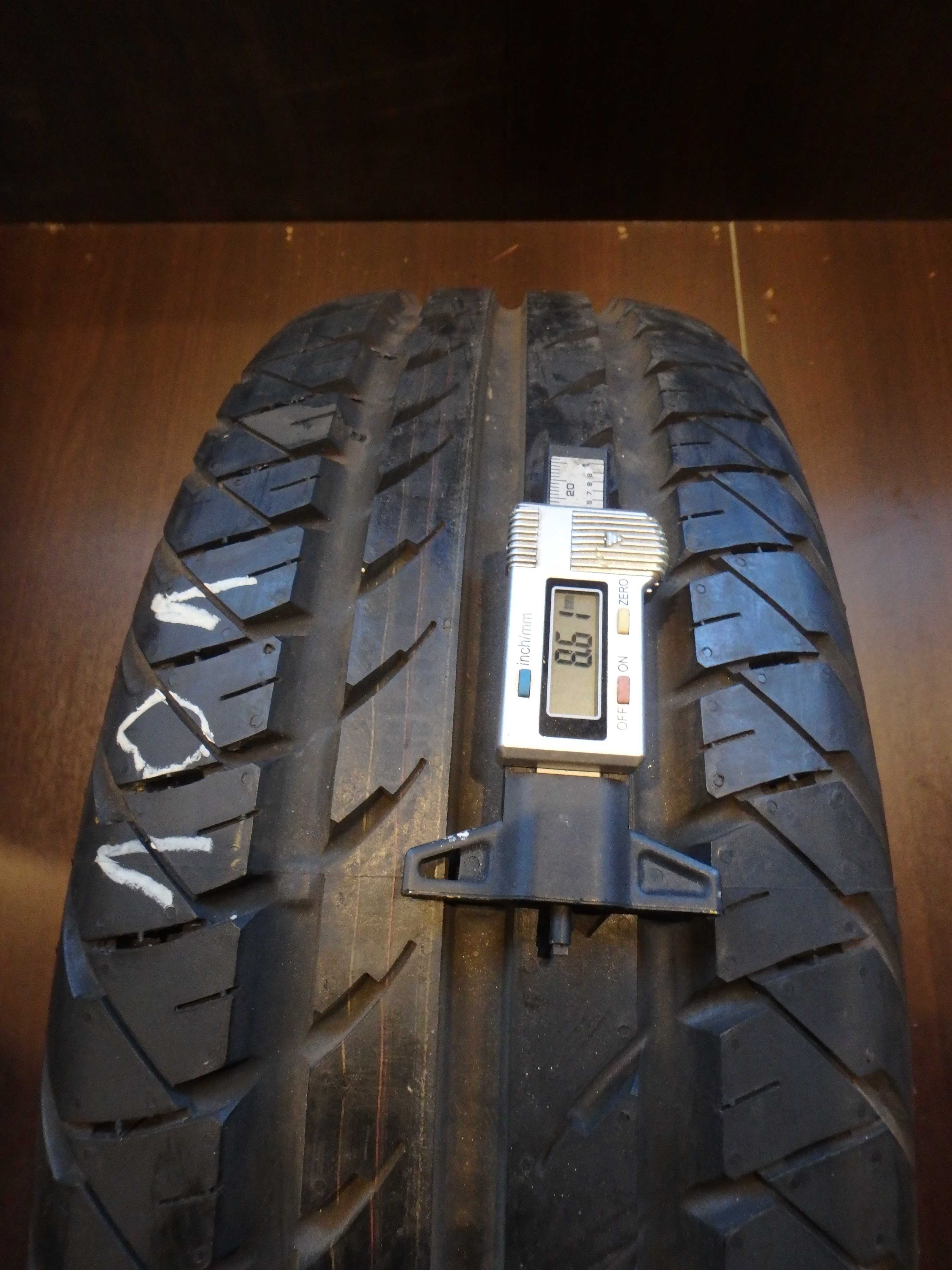 205/65r15C 205/65/15C CONTINENTAL VANCO CONTACT 2 05r 8,6mm 101