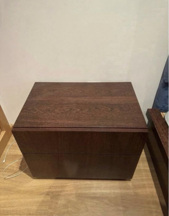 Conjunto de cama + mesinha de cabeceira