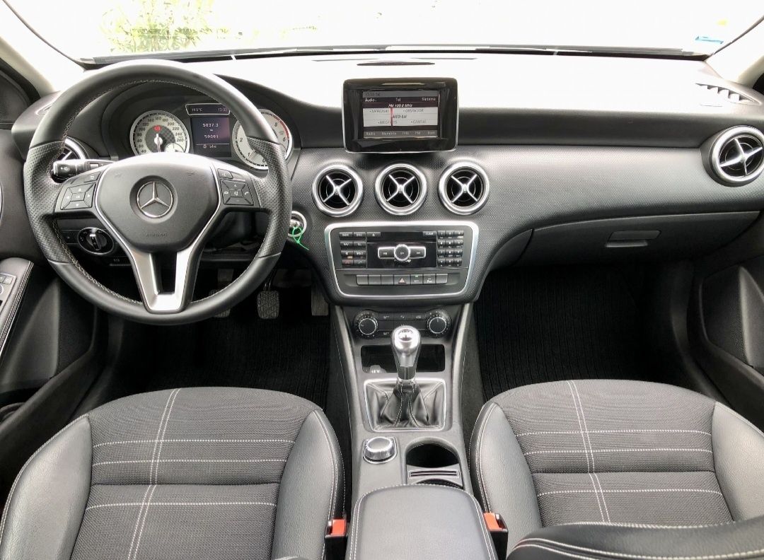 Mercedes benz A180