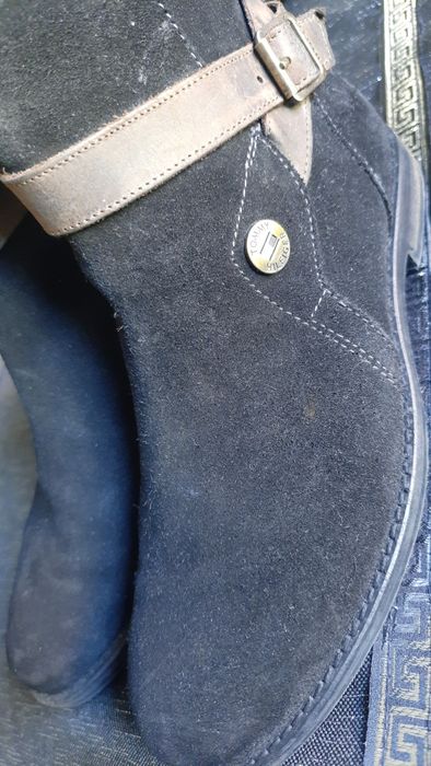 Skórzane półbuty firmy Tommy Hilfiger
