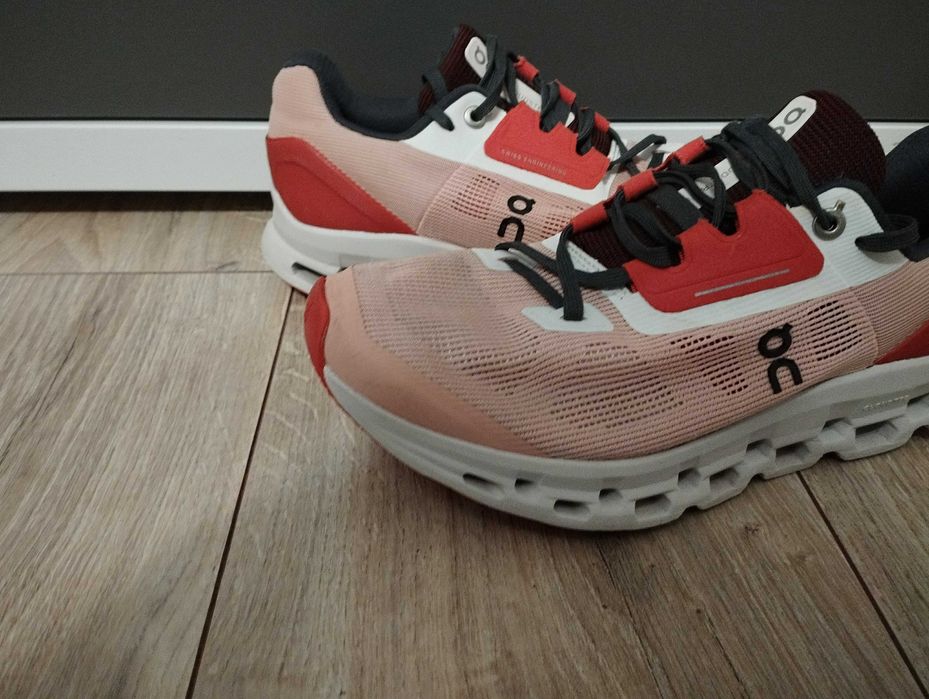 On Running Cloudstratus buty do biegania size 38