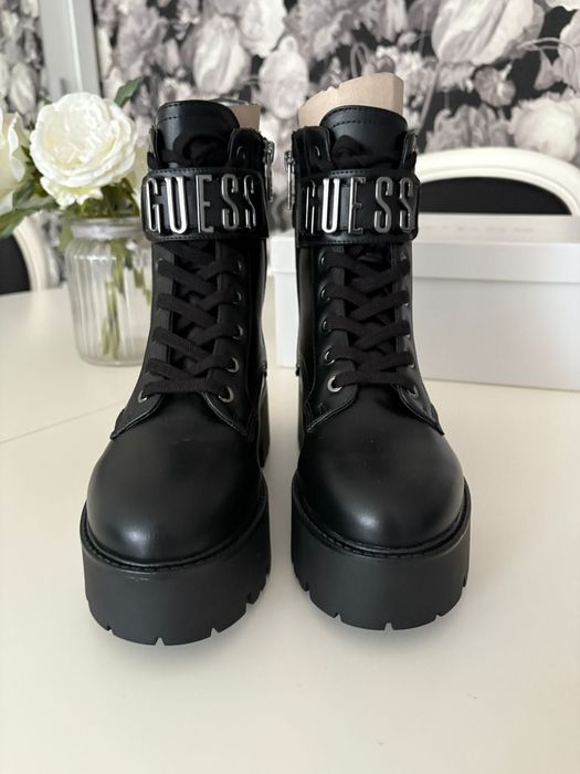 Buty, zimowe, wormery  marki Guess