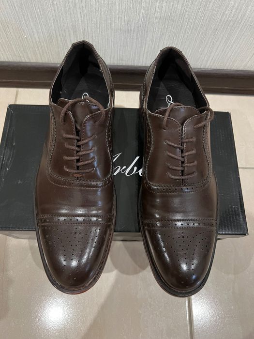 Новые туфли Arber Оксфорды Броги Туфлі оксфорди