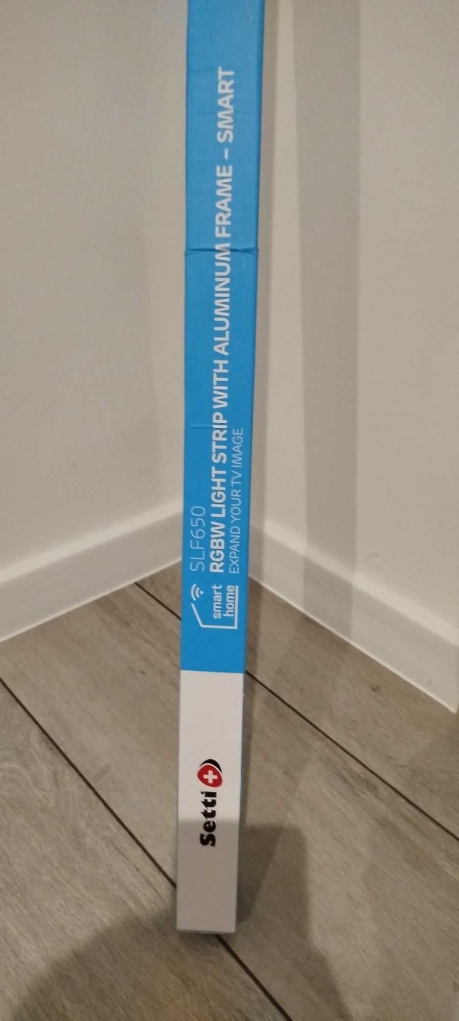 Ramka LED SLF650 z taśmą do telewizora 65''
