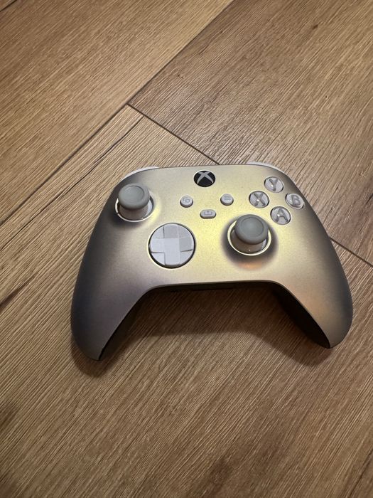 Xbox Series X 1TB + 3 pady + GRY + ładowarka