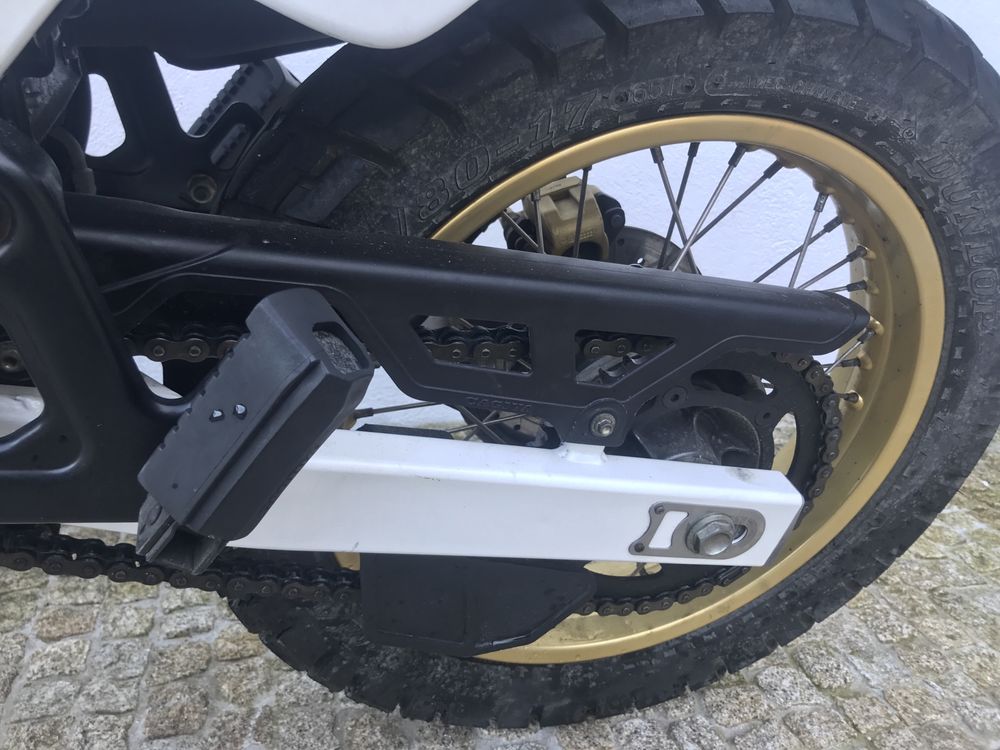 Cagiva w16 mota trail classica