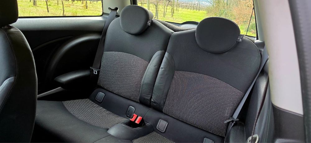 Mini one D 2010 impecavel