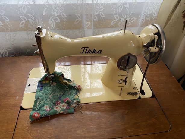 Продам швейную машинку фирмы Tikkakoski финская!
