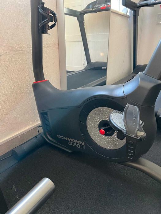 Schwinn 570U  bicicleta de indoor fitness