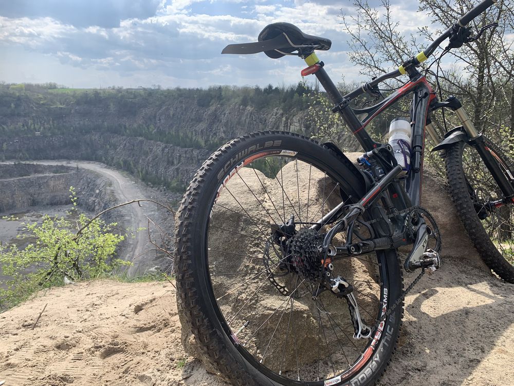 Cube sting carbon M