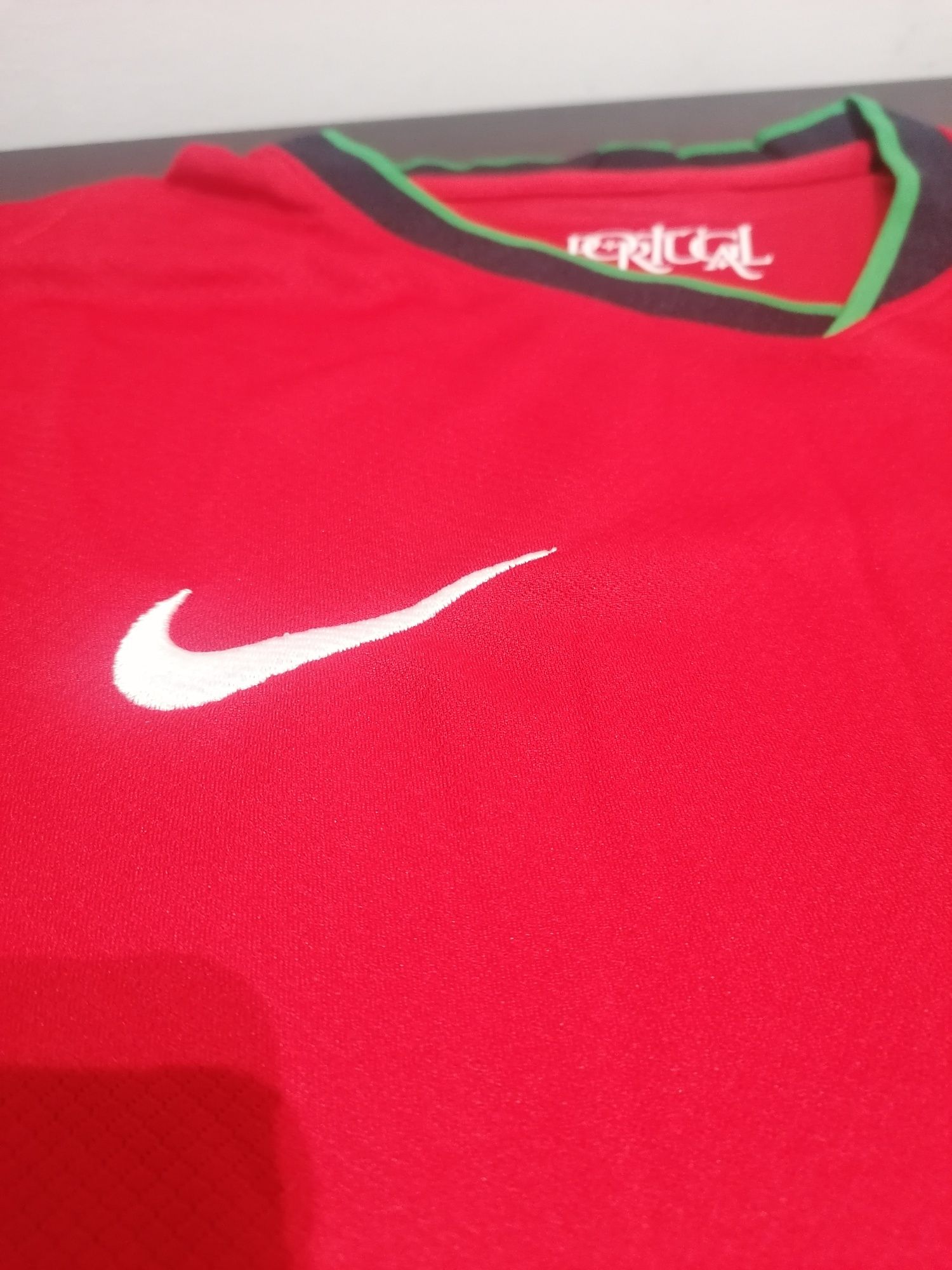 Camisola principal Portugal Euro 2024 L