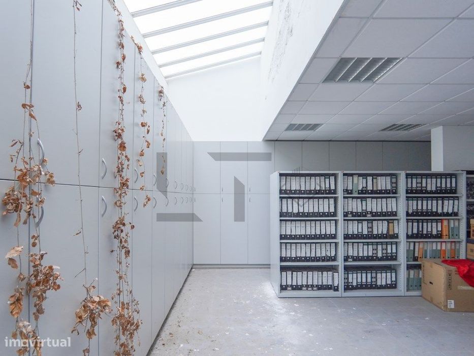 Escritório / Loja para Venda na Alta de Lisboa