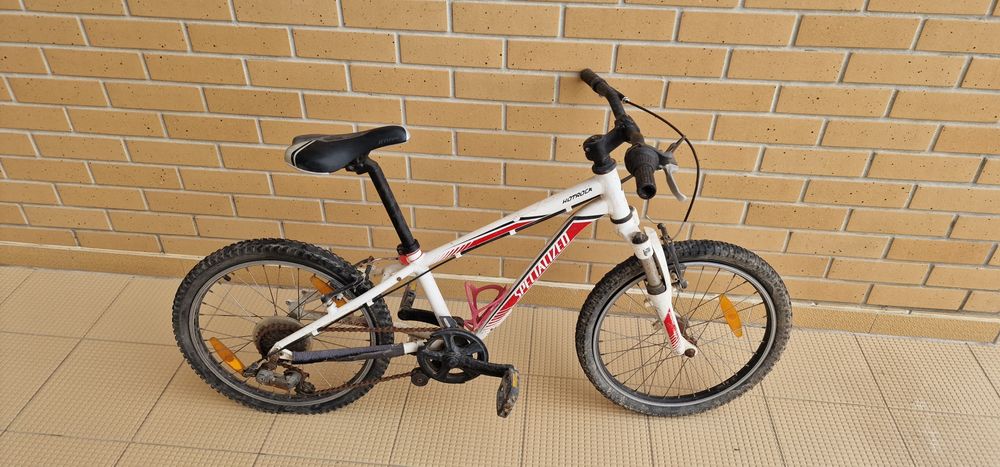 Bicicleta Criança Specialized Hotrock