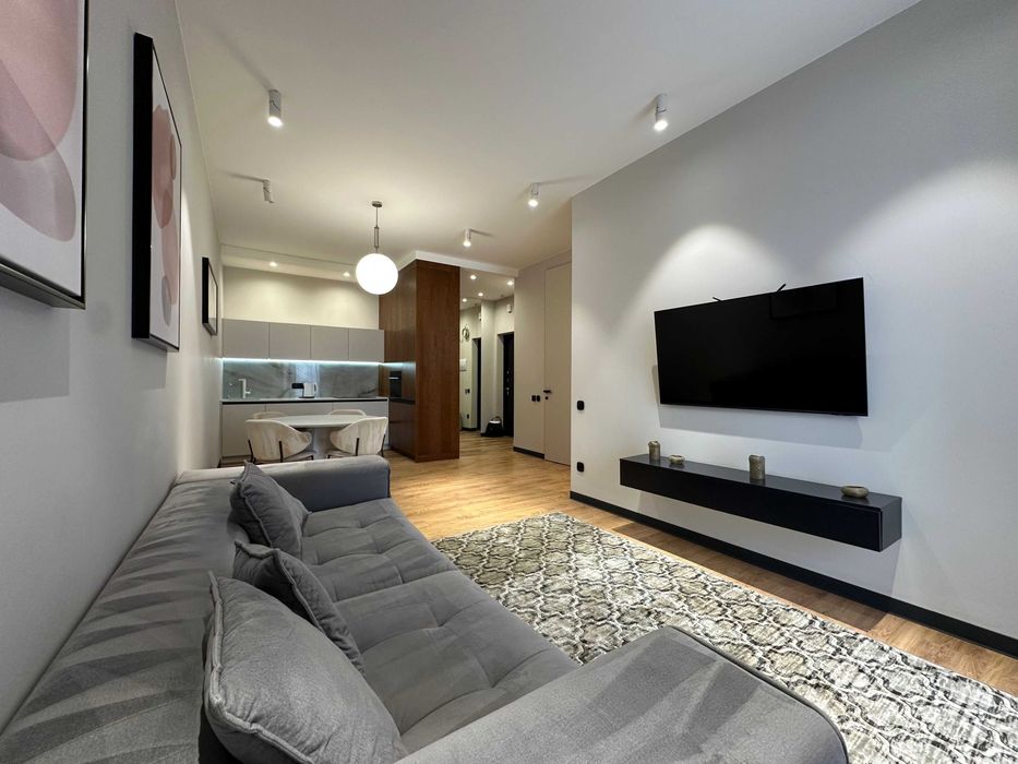 Видова Євро-двушка в ЖК Tetris Hall + Паркомісце в підзем. паркінгу !