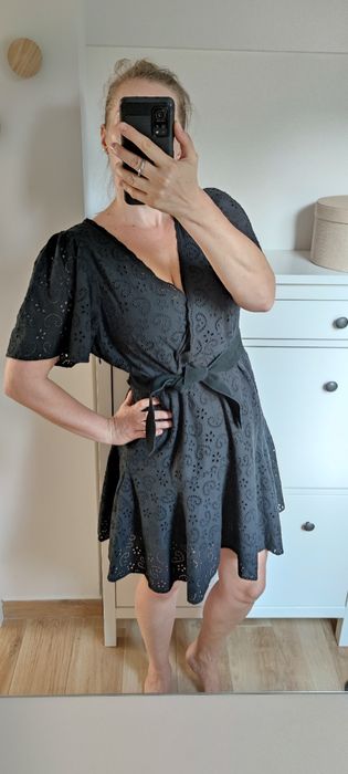 Piękna czarna sukienka EUR 46 Primark z podszewką 100% bawełna