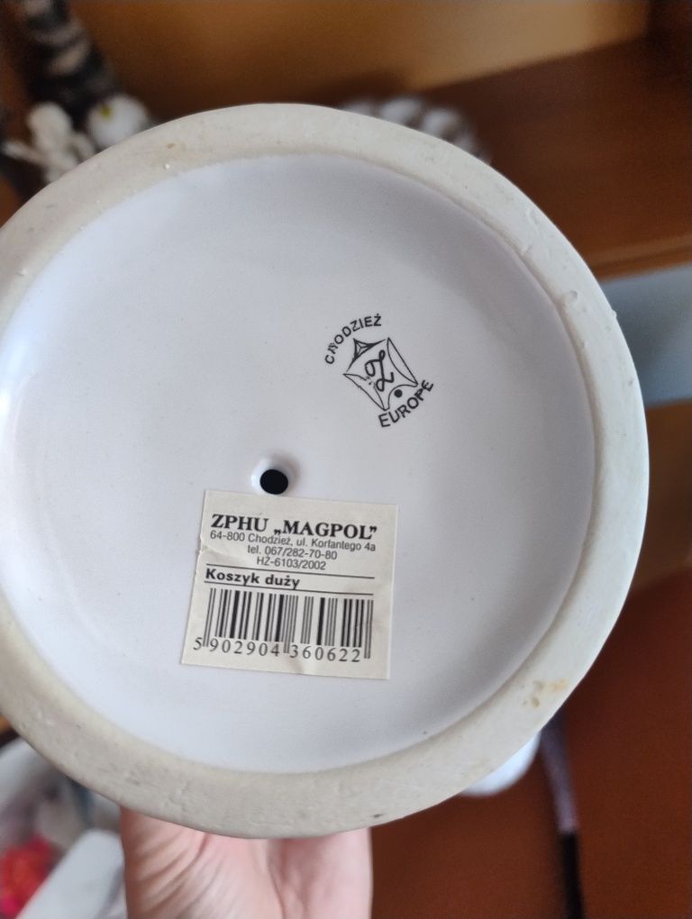 Zestaw porcelanowy - koszyk i tacka na jajka