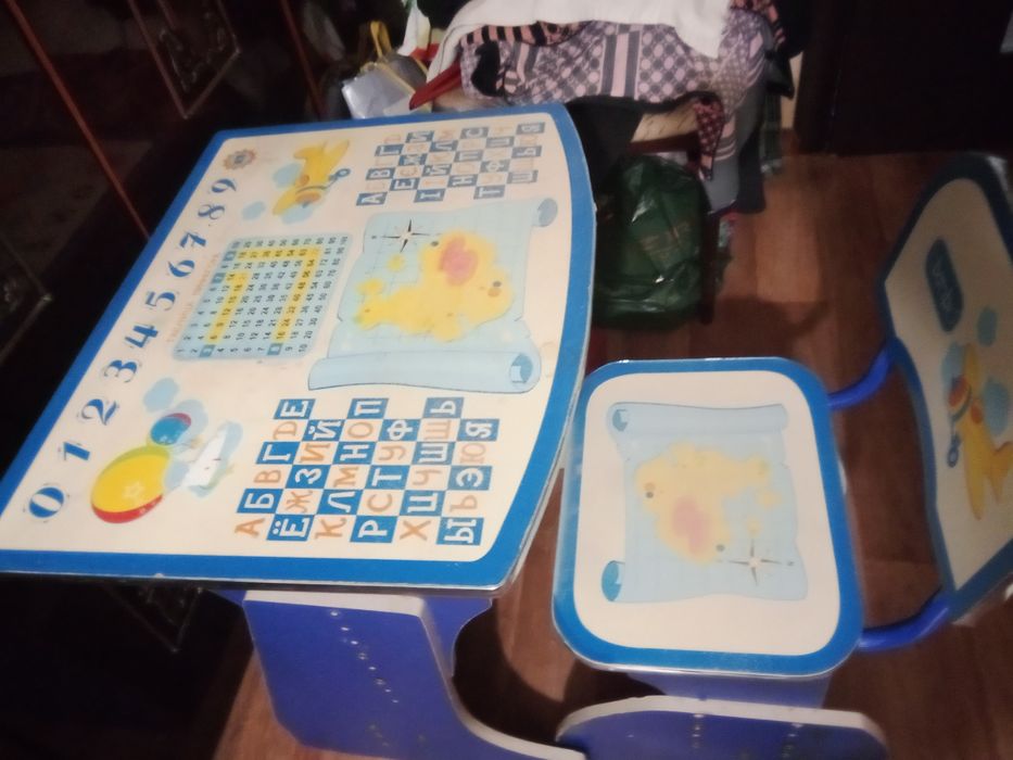 Парта дитяча і стільчик бу