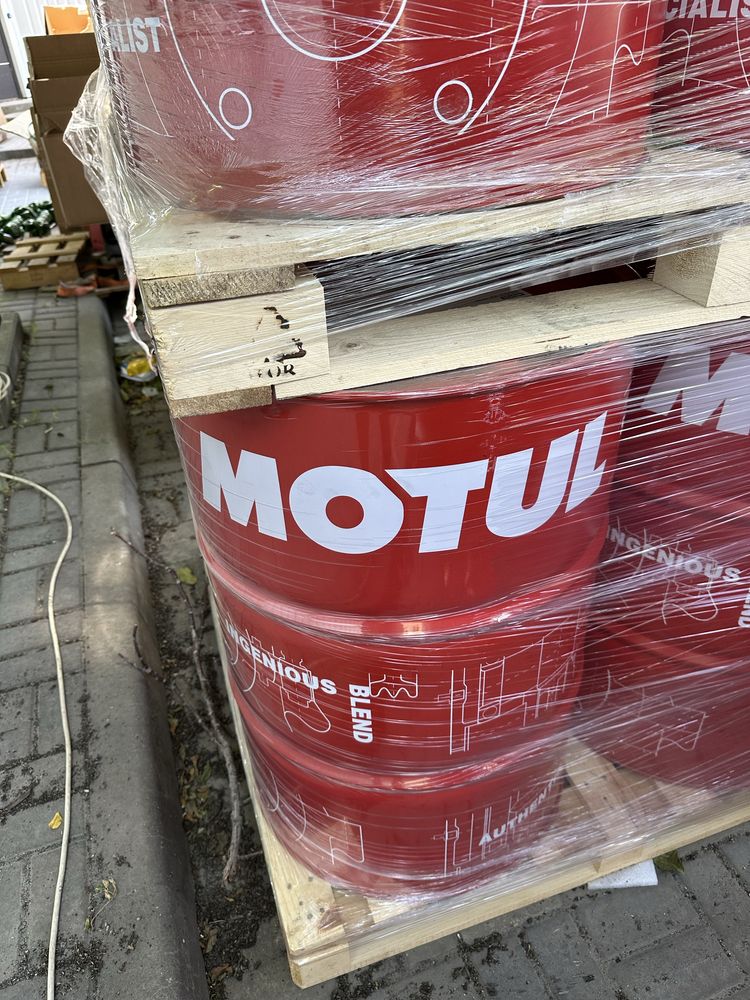 Оригинальное масло MOTUL ТRH 97, 80W-90, 10W-40, 15W-40