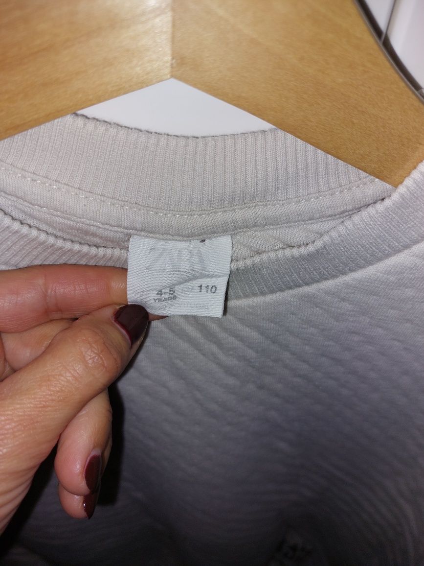Bluza Zara rozmiar 110 watowana. Oversize