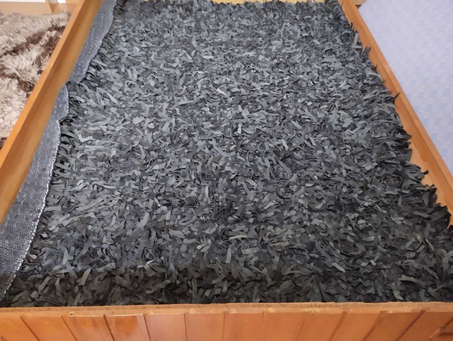 Tapete artesanal em pele