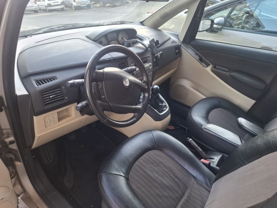 Lancia Musa full extras