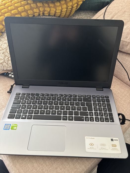 Asus Vivo book A542U