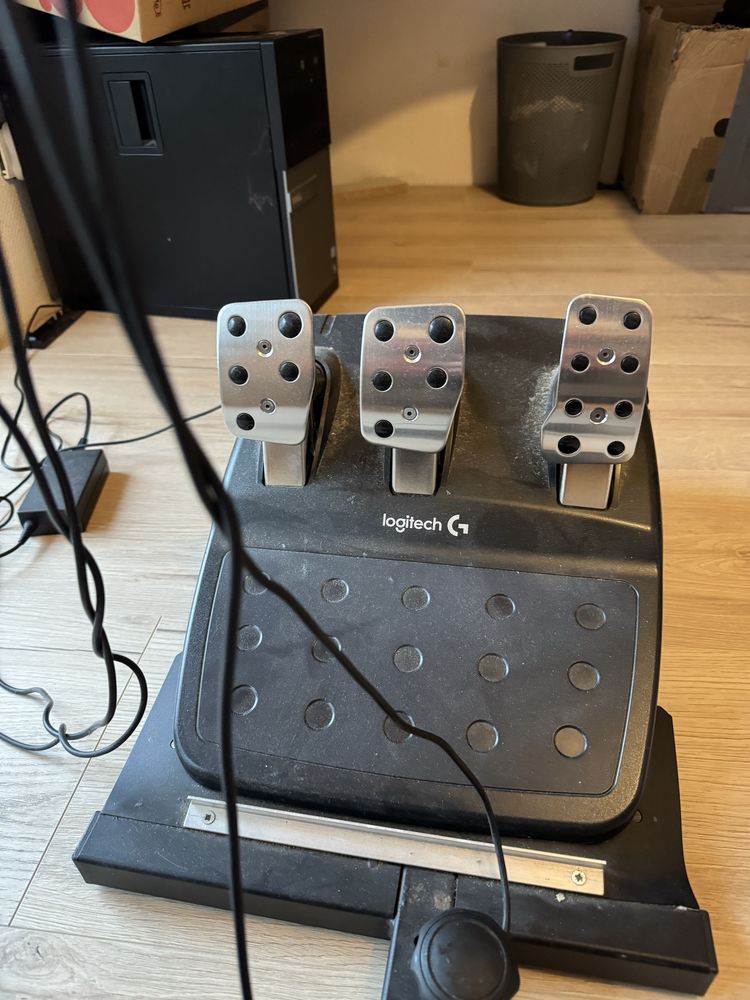 Kierownica g920 +shifter i krzesło