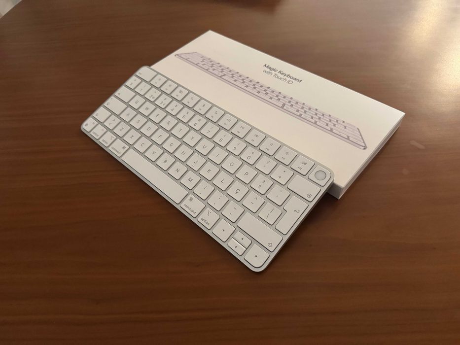 Apple Magic Keyboard - Touch ID