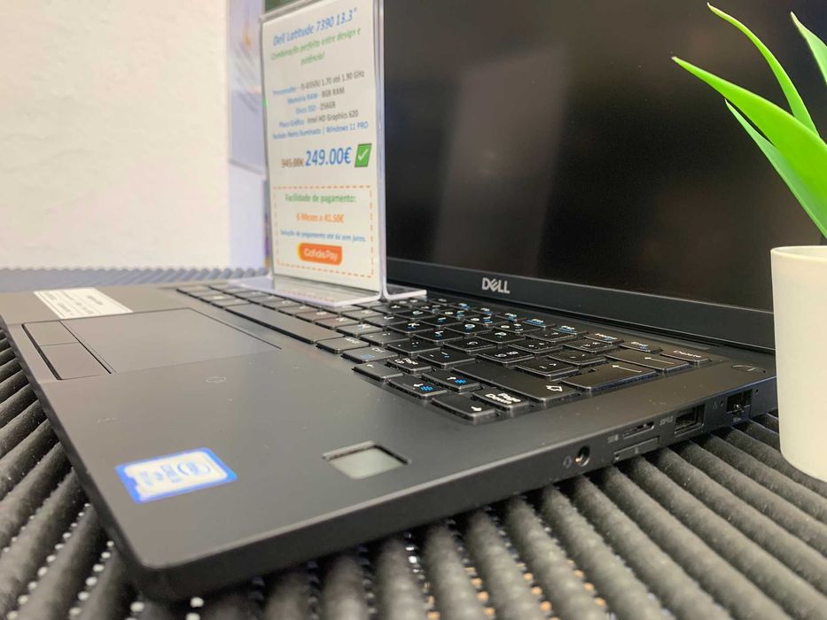 Dell Latitude 7390 | 8GB RAM | 256GB SSD | Loja Física | Black Friday