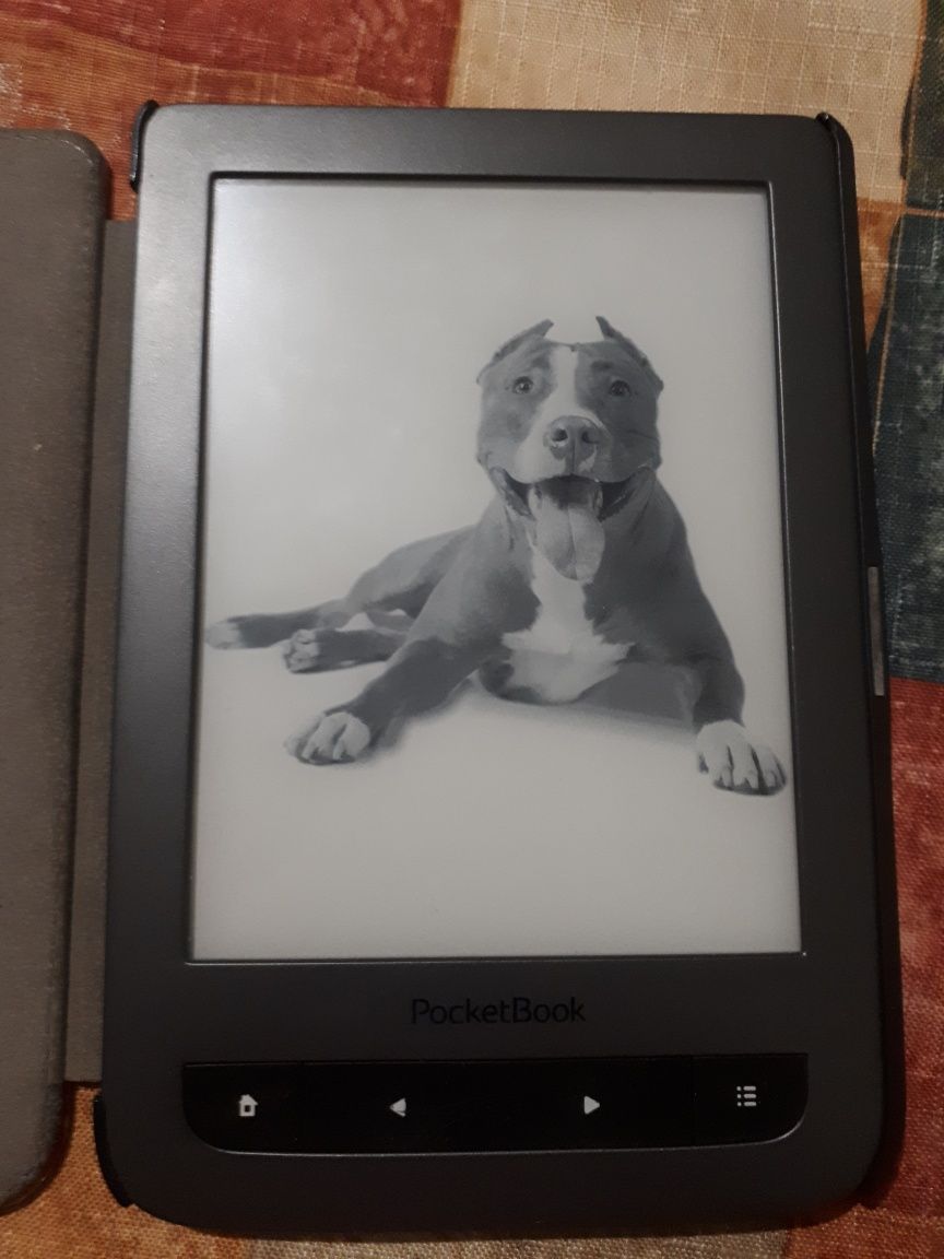 Електронна книга Pocketbook Touch Lux 3