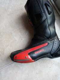 Ducati botas moto