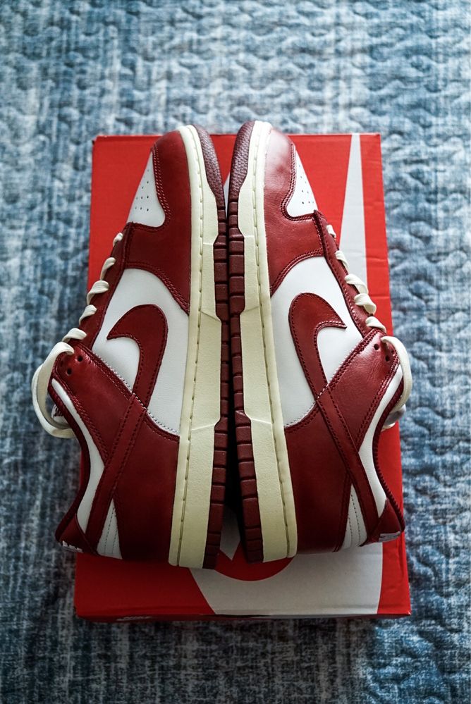 Nike Dunk Low "Team Red"