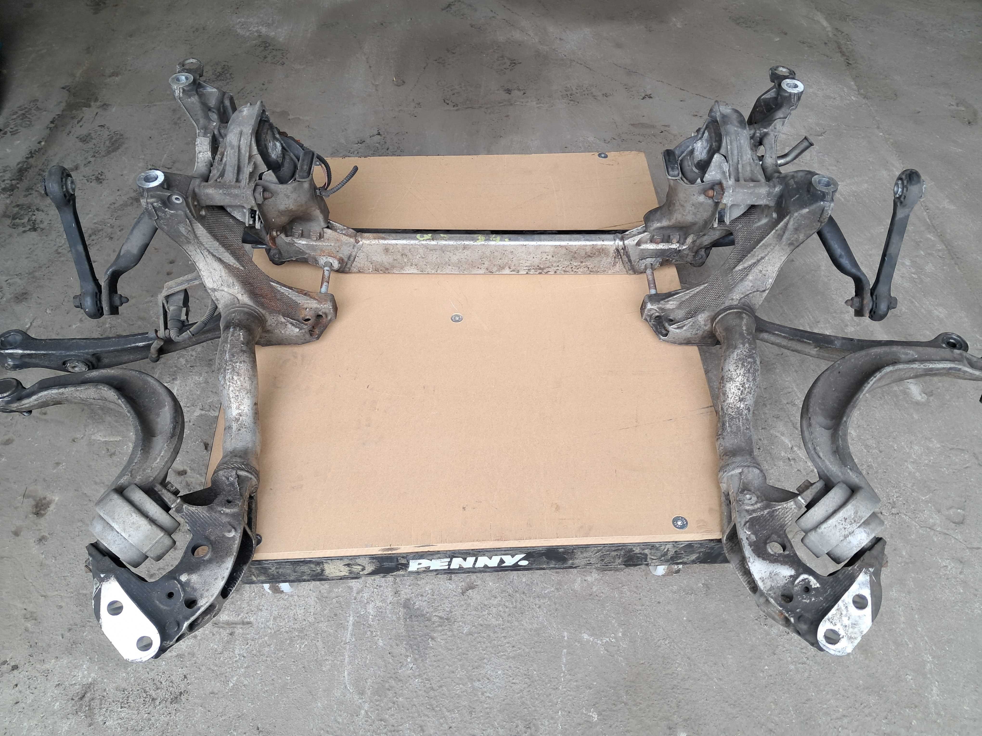AUDI Q5 8R wózek sanki belka kołyska stabilizator przód podwozia