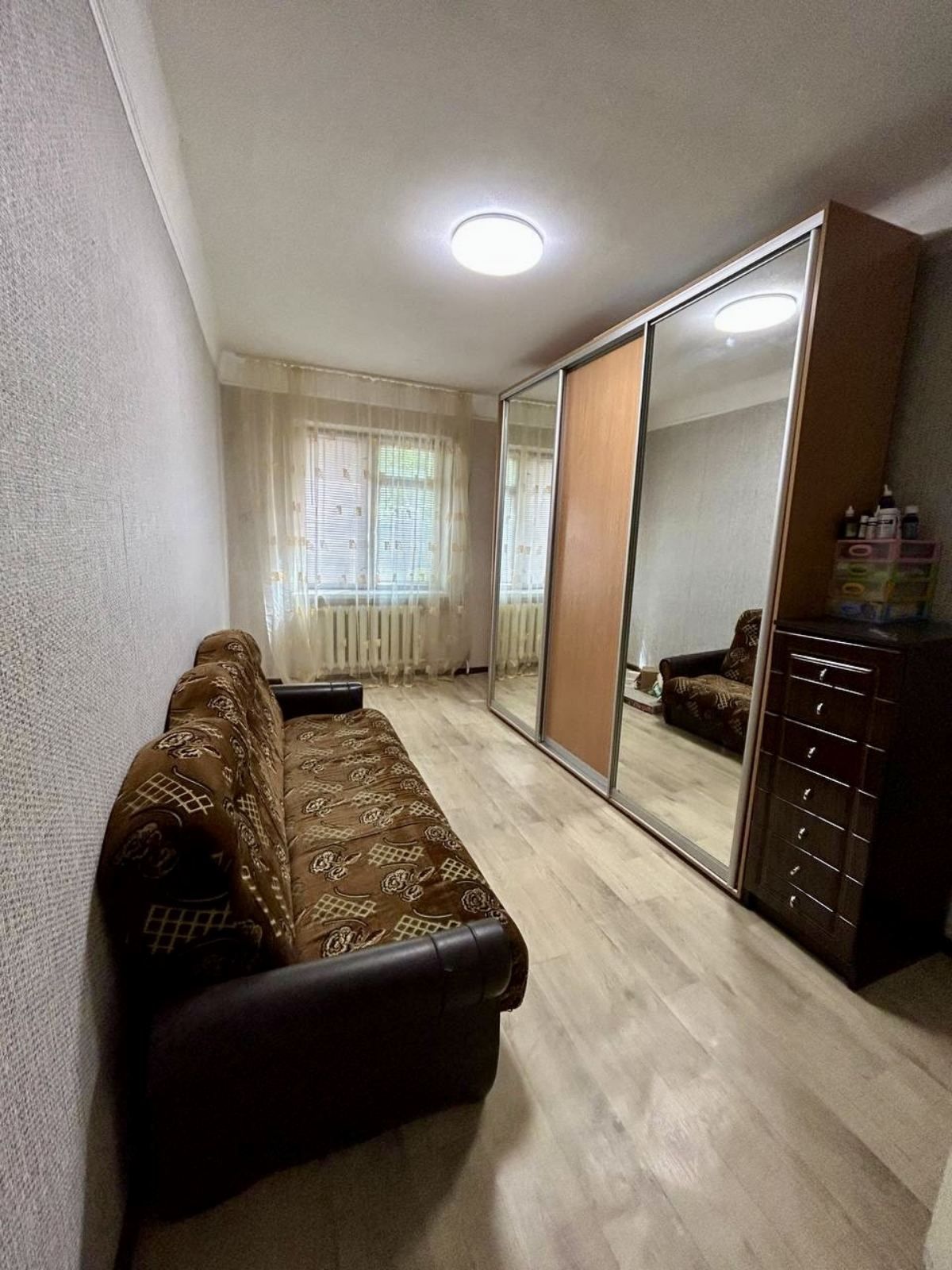 Сдам  4 к ,р-н Черёмушки.