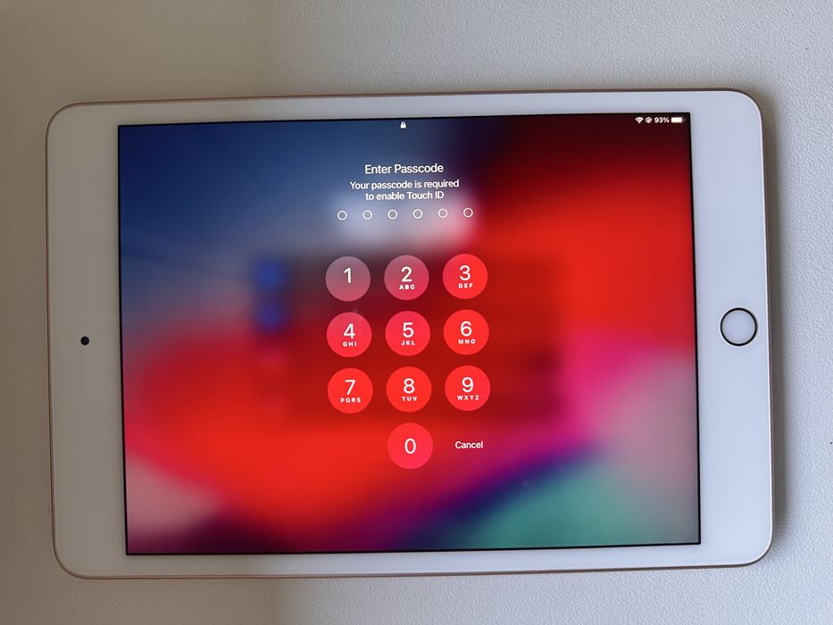 Tablet stan idealny Apple iPad mini5 2019 WiFi Gold 64GB Zloty